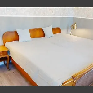 https://apartment-24-in-der-kunaustrasse.hamburg-hotels-de.com