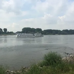 https://apartment-koln-ensen.topcolognehotels.com